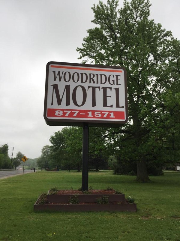 Woodridge Motel image 1