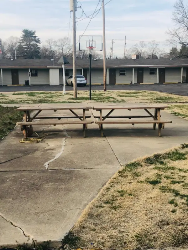 Woodridge Motel 4