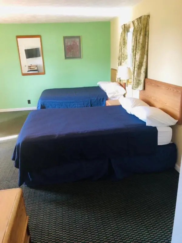 Woodridge Motel 6